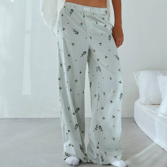 Urban Outfitters Other - Out From Under Avril Embroidered Boxer Pant Size Medium